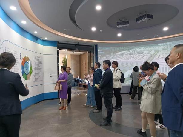 56CD2F5E5176FACBBFC42E19903D1317